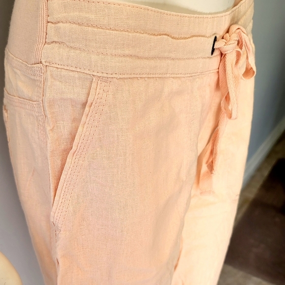 BRAND NEW! Per Se Women's Capri Pants in Blush Size S - Picture 3 of 9
